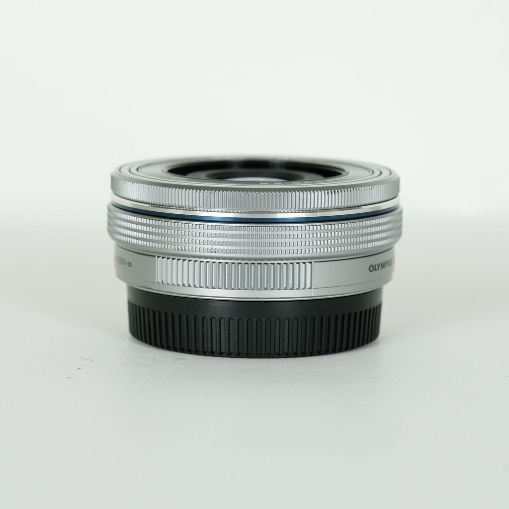 OLYMPUS M.ZUIKO DIGITAL ED 14-42mm F3.5-5.6 EZ シルバー