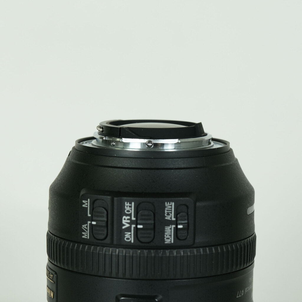 Nikon AF-S NIKKOR 28-300mm f/3.5-5.6G ED VR