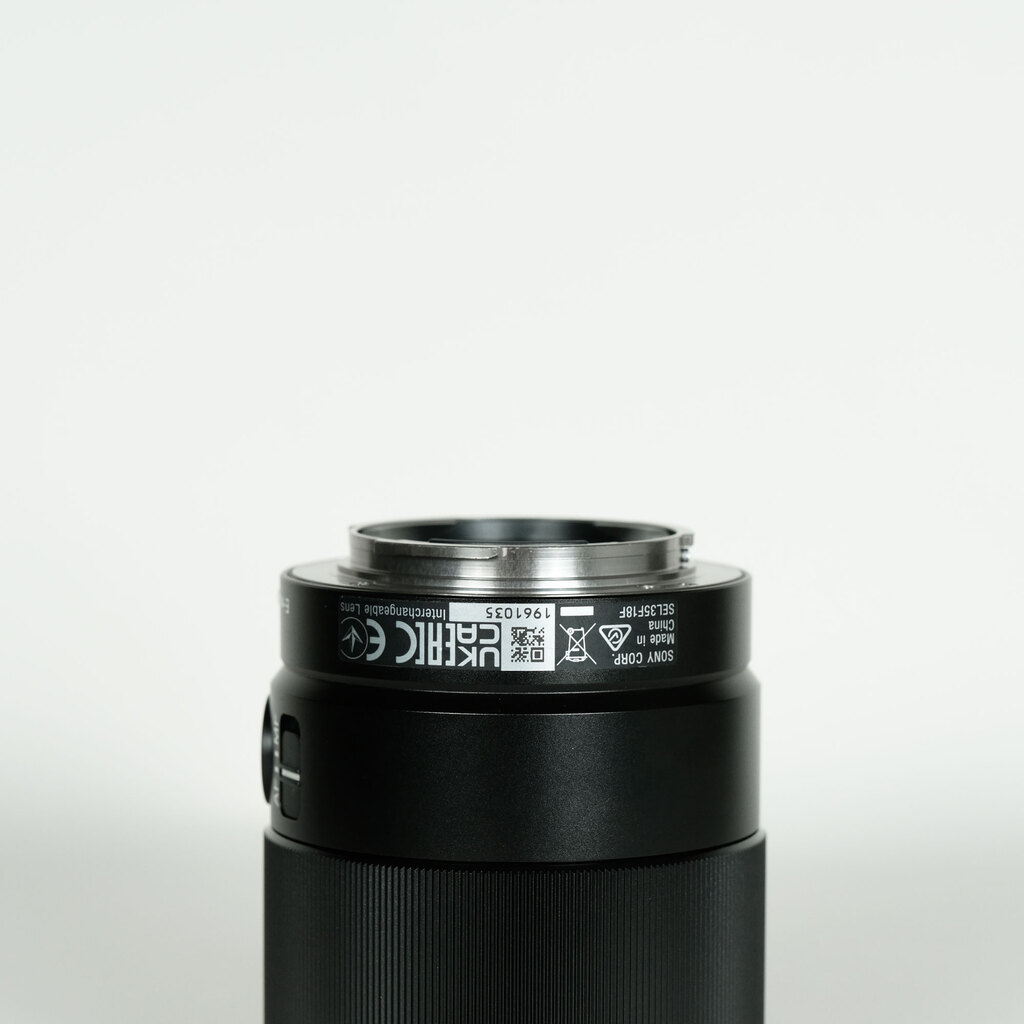 SONY FE 35mm F1.8 SEL35F18F