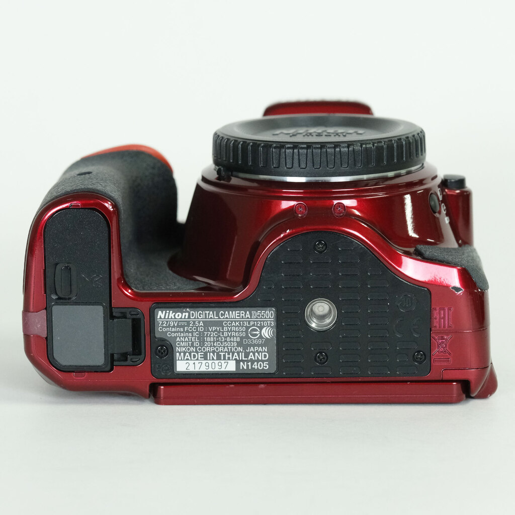 Nikon D5500 ボディ レッド