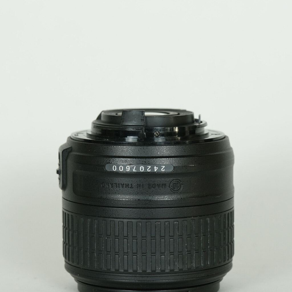 Nikon AF-S DX NIKKOR 18-55mm f3.5-5.6G VR II