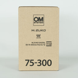 OM SYSTEM M.ZUIKO DIGITAL ED 75-300mm F4.8-6.7 II   　※OM SYSTEMロゴモデル