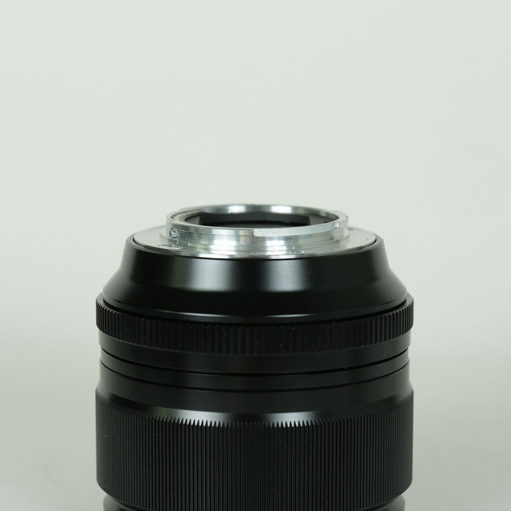 FUJIFILM XF56mmF1.2 R