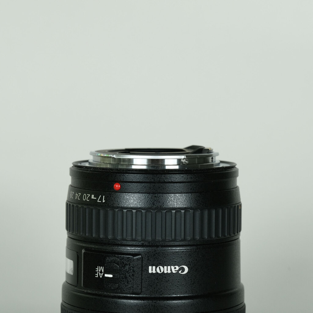 Canon EF17-40mm F4L USMの出品 | ONE SCENE（ワンシーン）