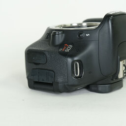 Canon EOS Kiss X5 ボディ