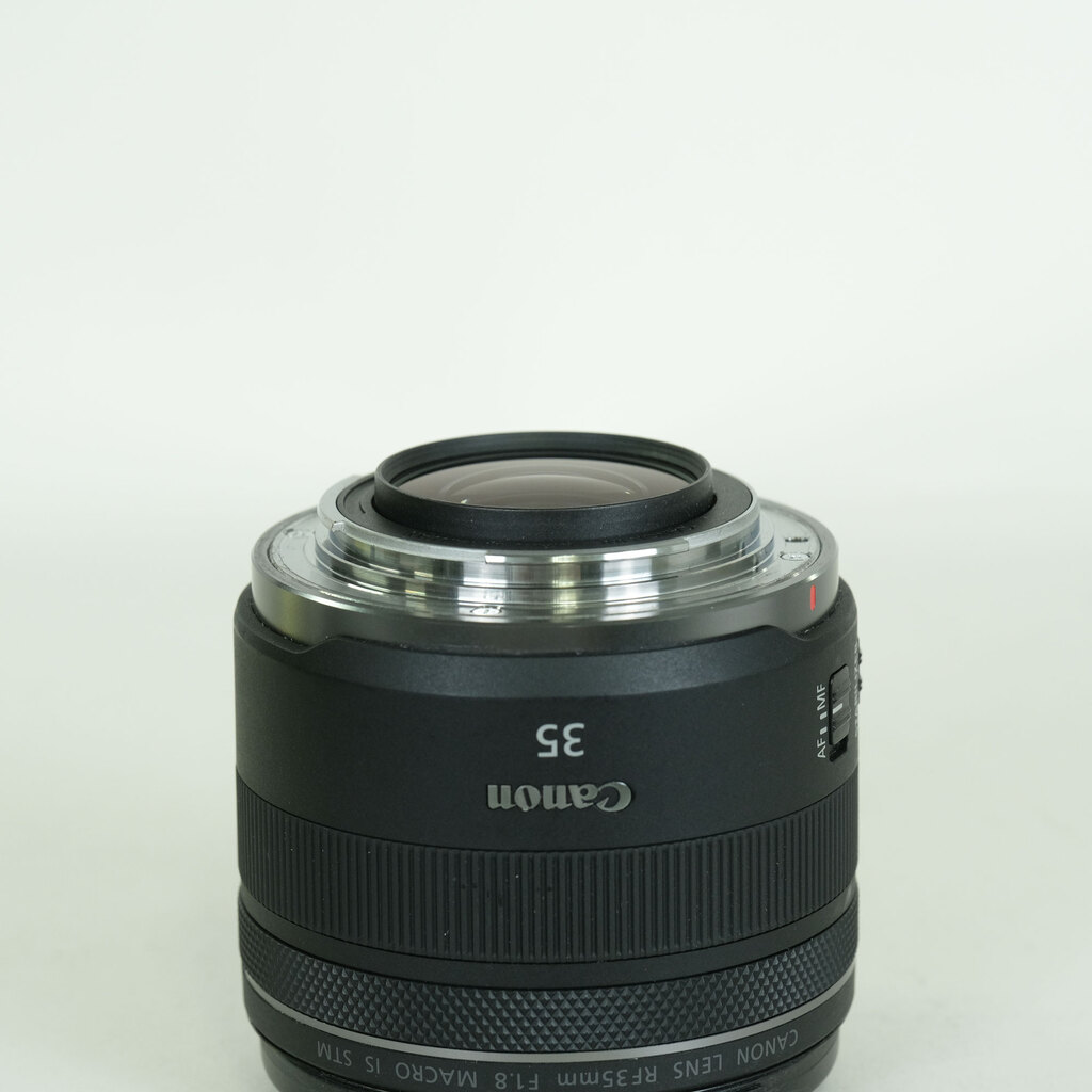 Canon RF35mm F1.8 MACRO IS STM