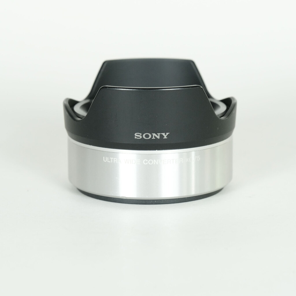 SONY E 16mm F2.8 SEL16F28