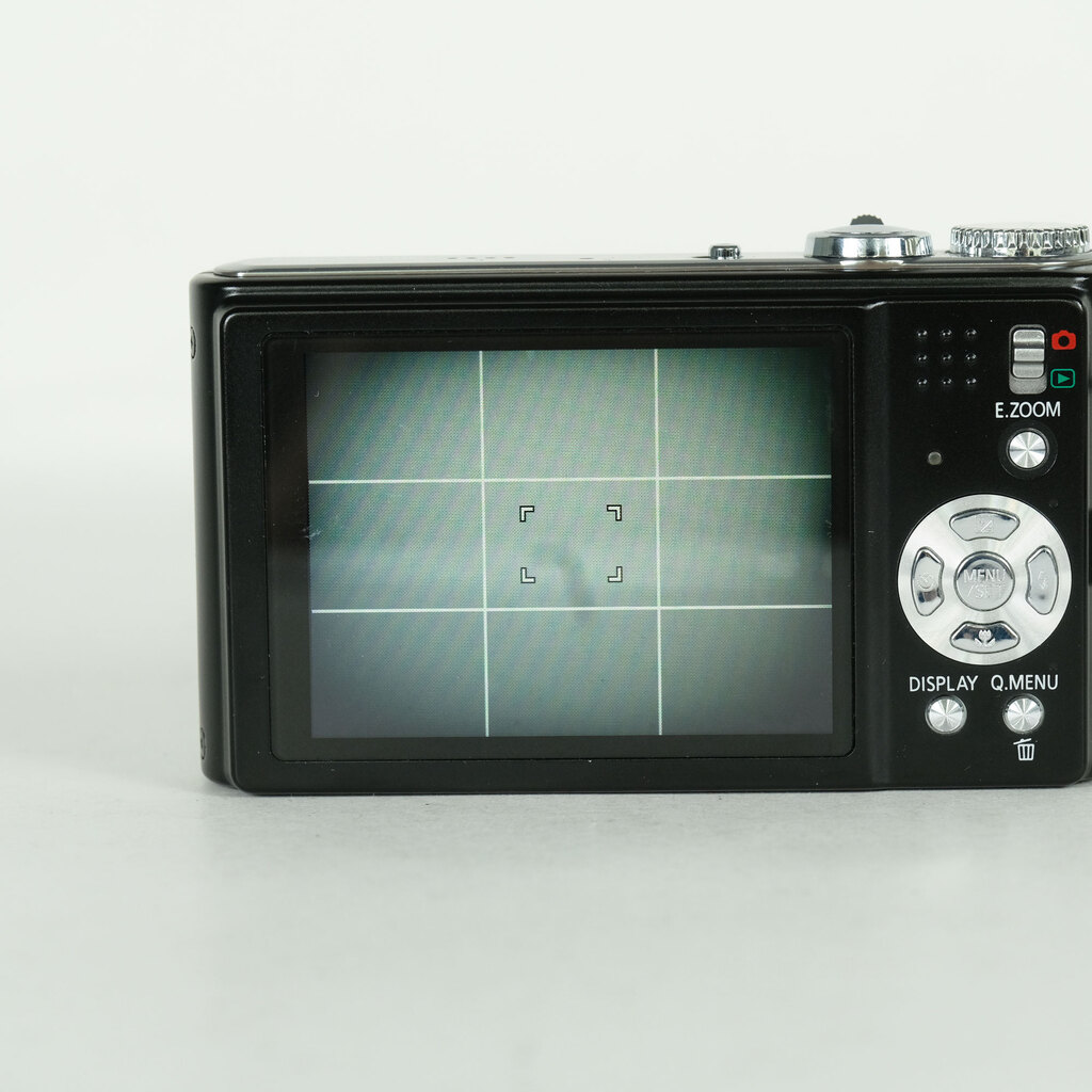 Panasonic LUMIX DMC-ZX1-K ブラックの出品 | ONE SCENE（ワンシーン）