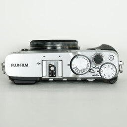 FUJIFILM X-E3