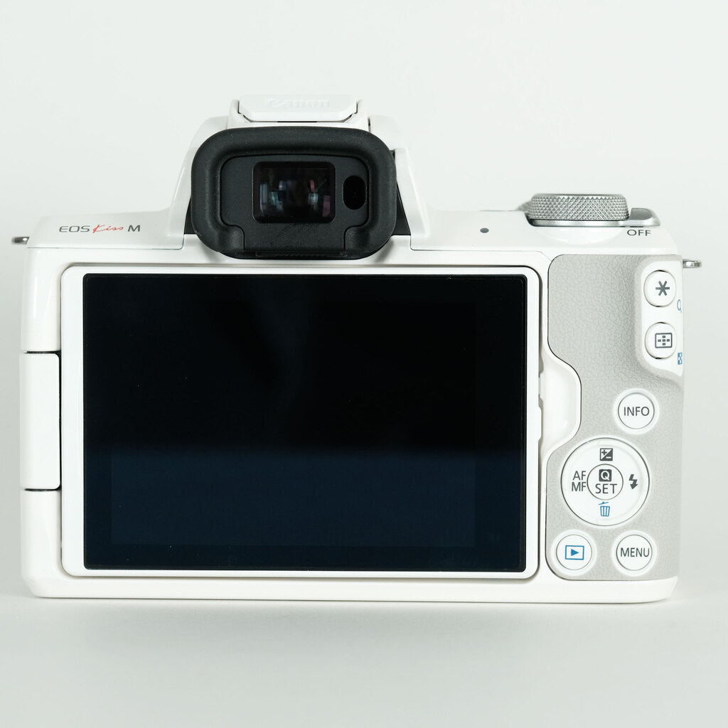 Canon EOS Kiss M