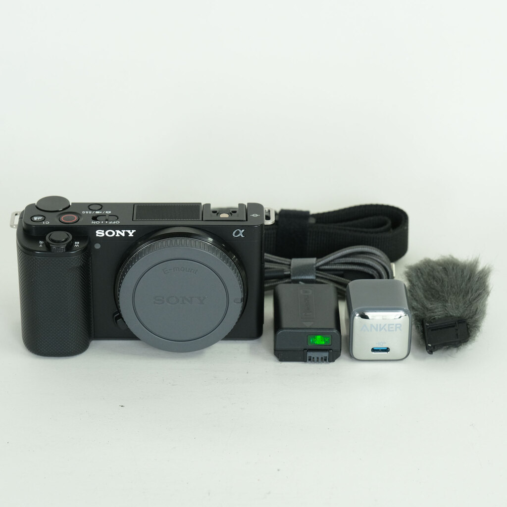 SONY VLOGCAM ZV-E10