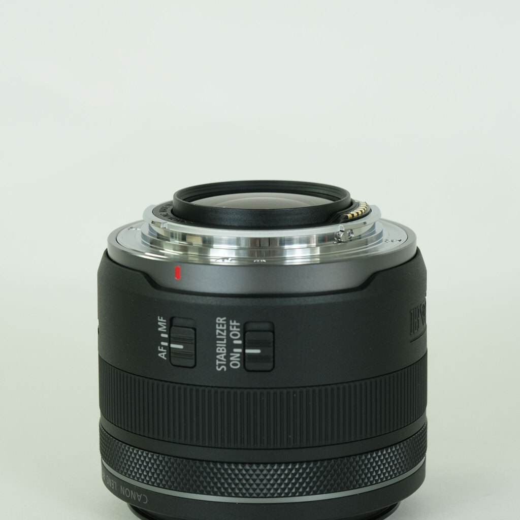 Canon RF35mm F1.8 MACRO IS STM