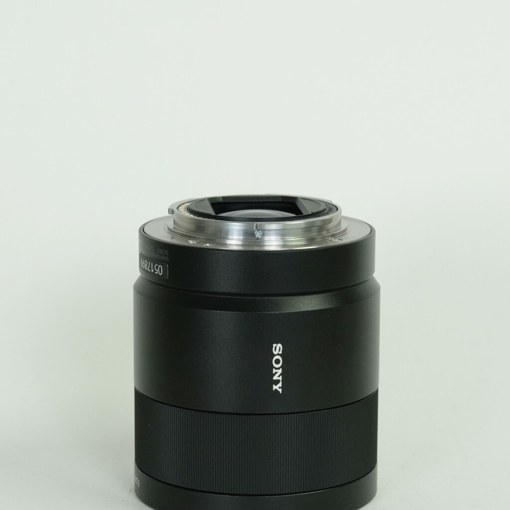 SONY Sonnar T* FE 55mm F1.8 ZA SEL55F18Z SONY Sonnar T* FE 55mm F1.8 ZA SEL55F18Z