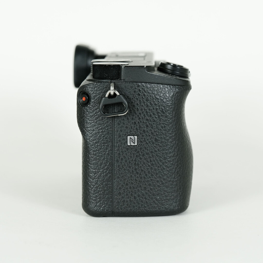 SONY α6400（ILCE-6400）