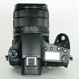 SONY Cyber-shot DSC-RX10M4