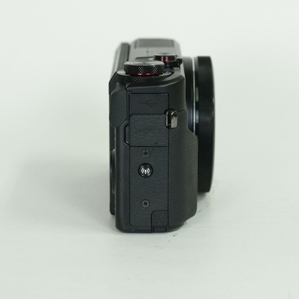 Canon PowerShot G7X Mark II