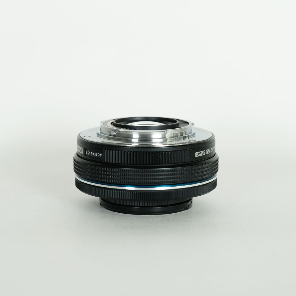 OLYMPUS M.ZUIKO DIGITAL ED 14-42mm F3.5-5.6 EZ ブラック