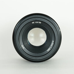 SONY FE 50mm F1.8 SEL50F18F SONY FE 50mm F1.8 SEL50F18F