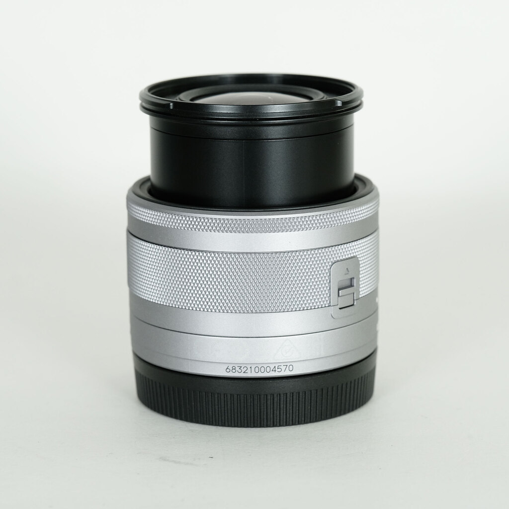 Canon EF-M15-45mm F3.5-6.3 IS STM