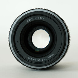 SIGMA 30mm F1.4 DC DN｜Contemporary [ソニーE用]