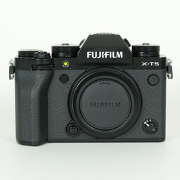 FUJIFILM X-T5 FUJIFILM X-T5