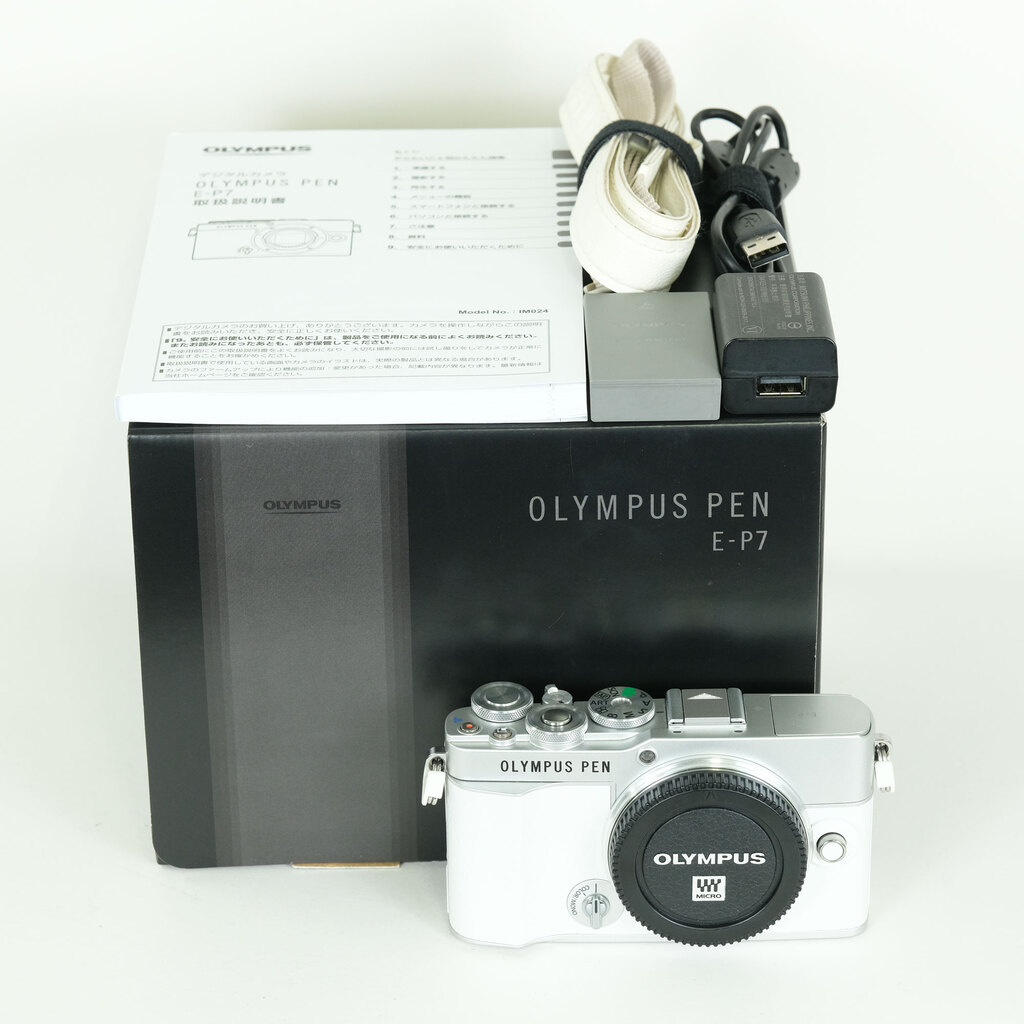 OLYMPUS PEN E-P7