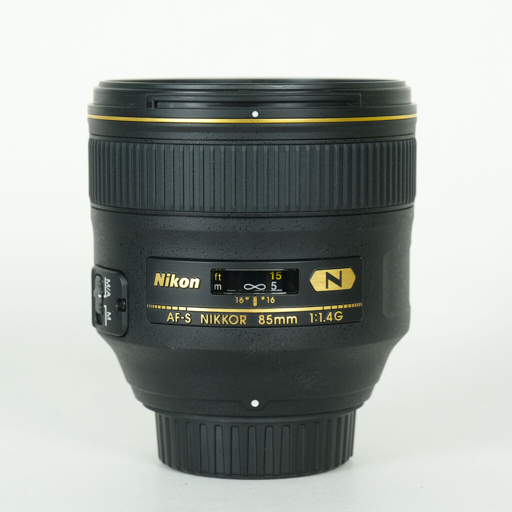 AF-S NIKKOR 85mm f/1.4G 中古価格比較 - 価格.com