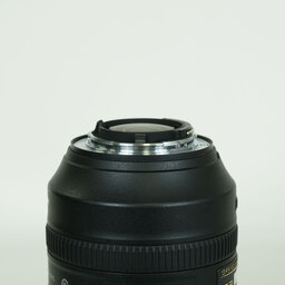 Nikon AF-S NIKKOR 28-300mm f/3.5-5.6G ED VR Nikon AF-S NIKKOR 28-300mm f/3.5-5.6G ED VR