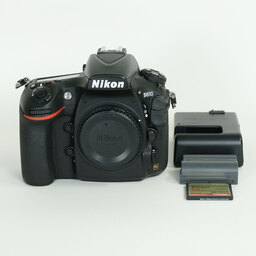 Nikon D810