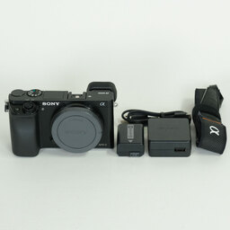 SONY α6000(ILCE-6000) SONY α6000(ILCE-6000)