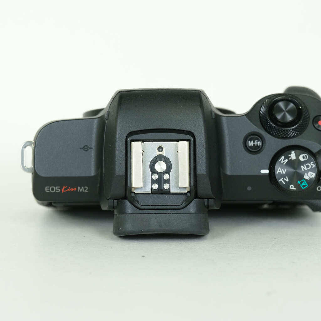 Canon EOS Kiss M2
