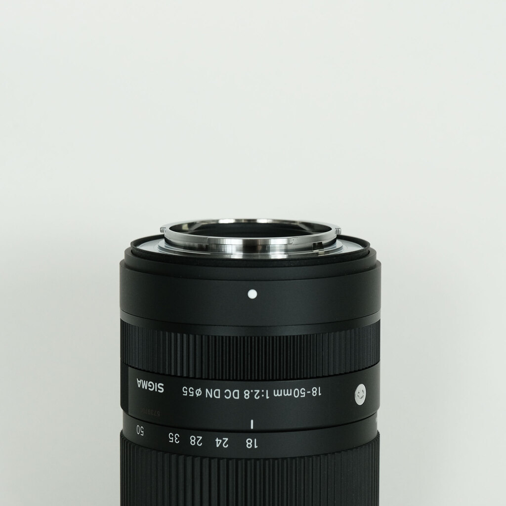 SIGMA 18-50mm F2.8 DC DN｜Contemporary [フジフイルムX用]
