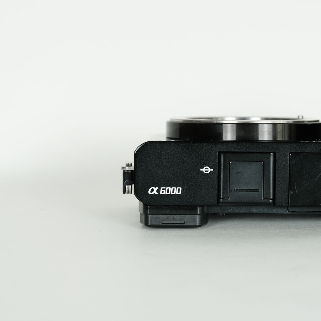 SONY α6000（ILCE-6000）