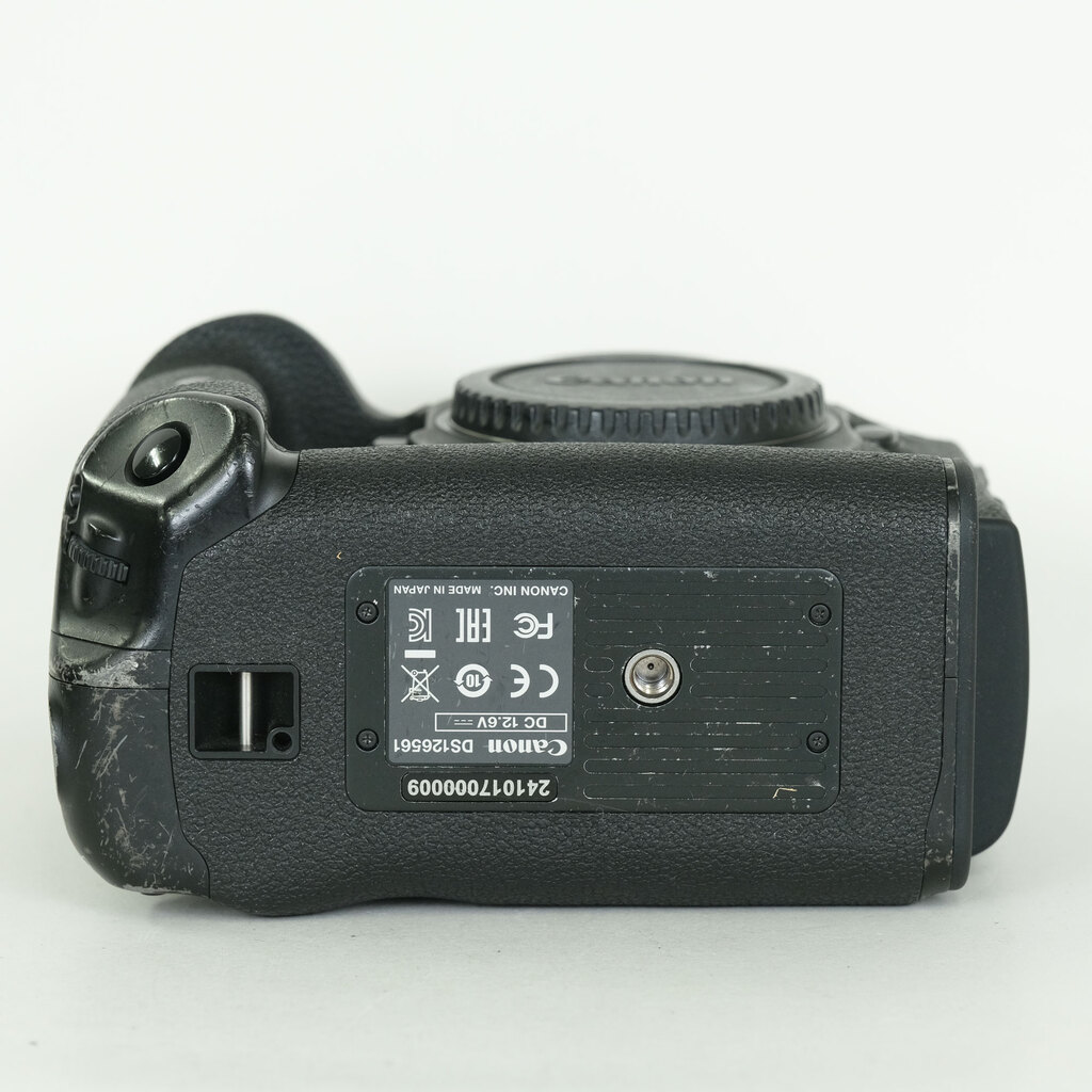 Canon EOS-1D X Mark II