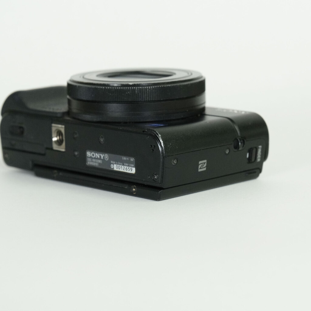 SONY Cyber-shot DSC-RX100M3