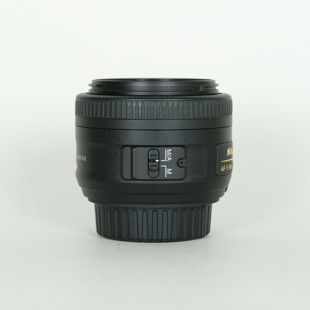 Nikon AF-S DX NIKKOR 35mm f/1.8G