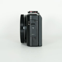 Canon PowerShot G7X Mark II Canon PowerShot G7X Mark II