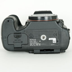 SONY α77IIボディ ILCA-77M2