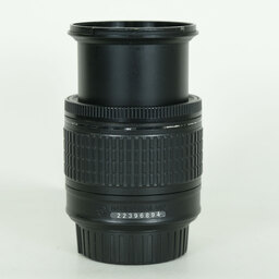 Nikon AF-P DX NIKKOR 18-55mm F3.5-5.6G VR Nikon AF-P DX NIKKOR 18-55mm F3.5-5.6G VR