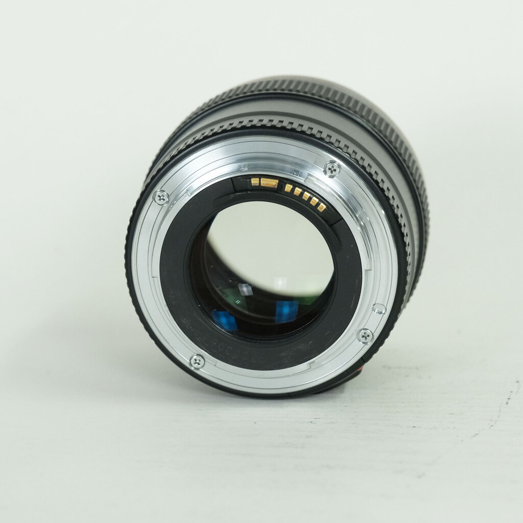 Canon EF85mm F1.8 USM Canon EF85mm F1.8 USM