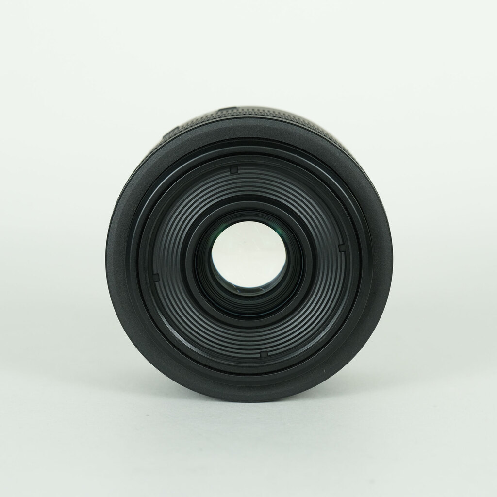 Canon RF35mm F1.8 MACRO IS STM