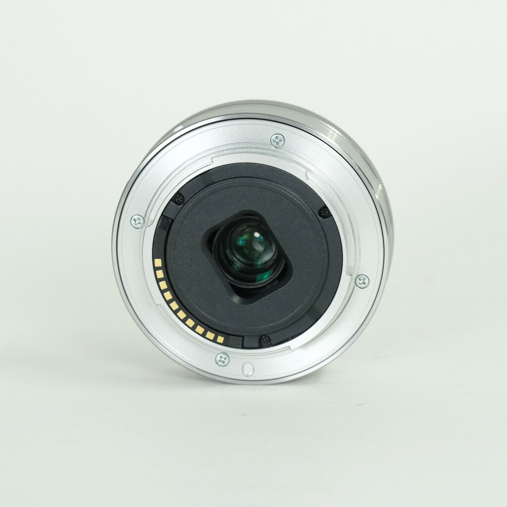 SONY E 16mm F2.8 SEL16F28