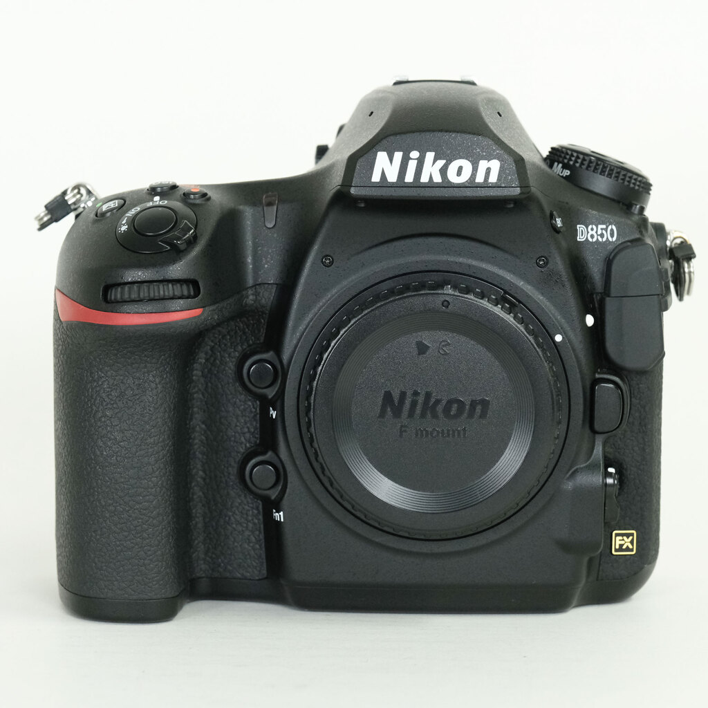 Nikon D850