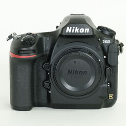 Nikon D850