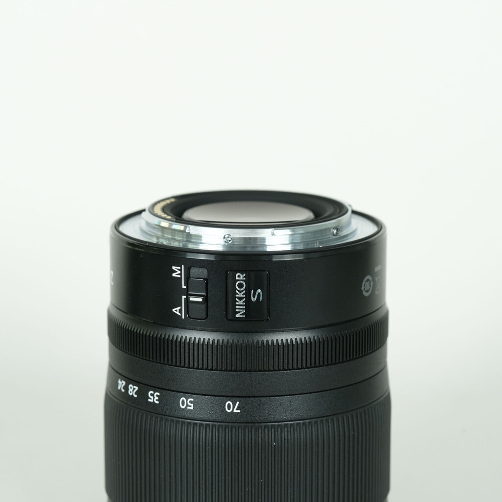 Nikon NIKKOR Z 24-70mm f/4 S Nikon NIKKOR Z 24-70mm f/4 S