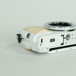 OLYMPUS PEN Lite E-PL6 ボディ ホワイト