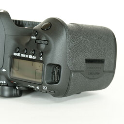 Canon EOS 7D Mark II