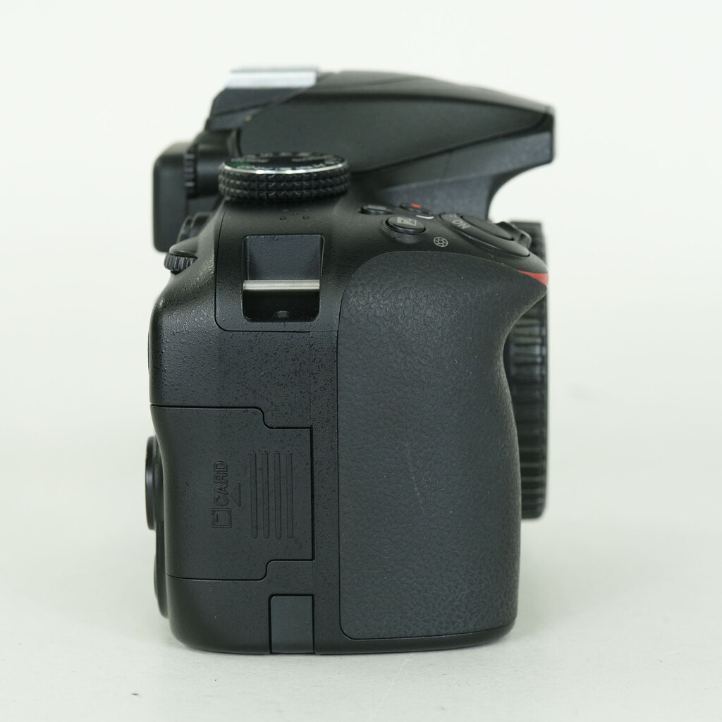 Nikon D3400 Nikon D3400