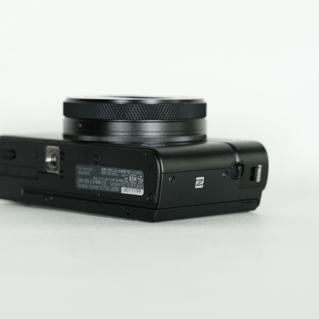 SONY Cyber-shot DSC-RX100M7G シューティンググリップキット