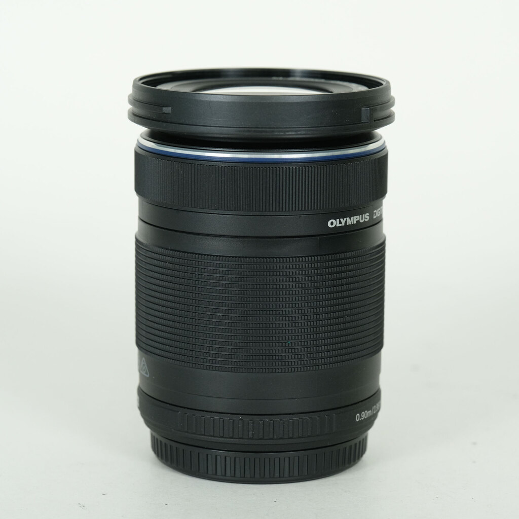 OLYMPUS M.ZUIKO DIGITAL ED 40-150mm F4.0-5.6 R [�u���b�N]